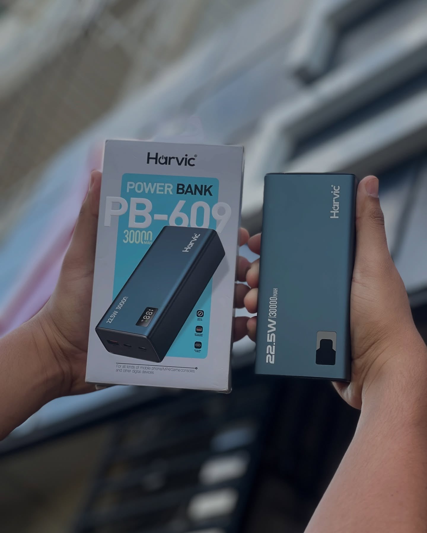 🔋 POWERBANK HARVIC DE 30.000 MAH (BANCO DE CARGA) 🔌