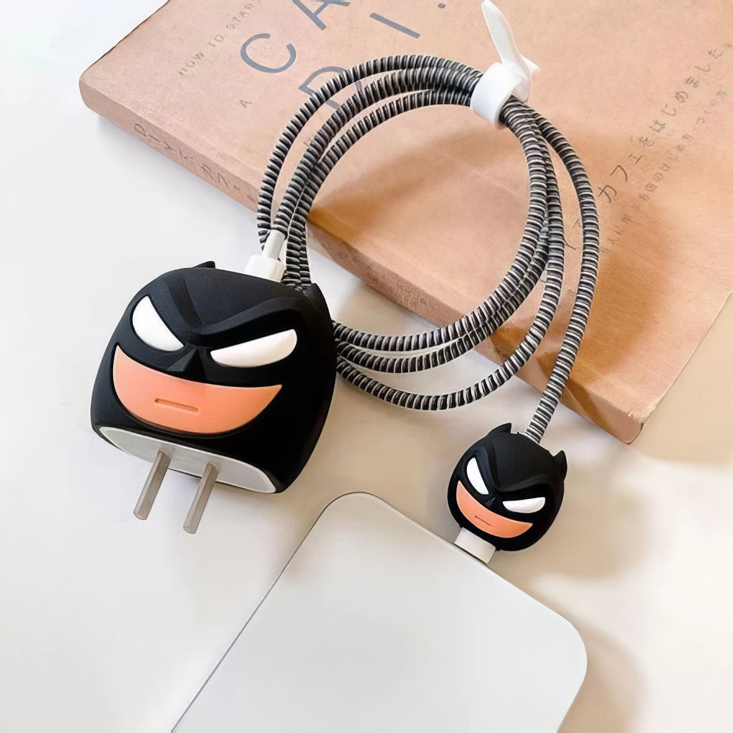 PROTECTOR CARGADOR 20W